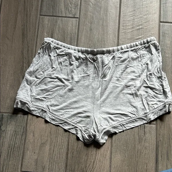 Target Light Gray Pajama Shorts - Image 5