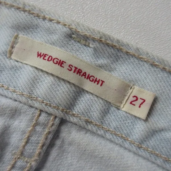 NWT Levi's Wedgie Straight in Thin Ice Destroyed Rigid Denim Crop Jeans 27 $128 - Image 6