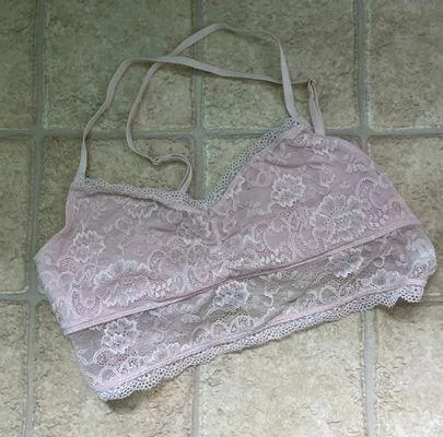 PacSun Baby pink lace bralette - Image 2