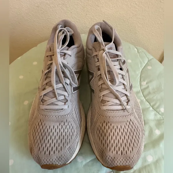 New Balance Fresh Foam Arishi Womens Sneakers size 12 - Image 10