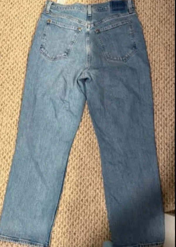 Abercrombie Jeans - Image 2