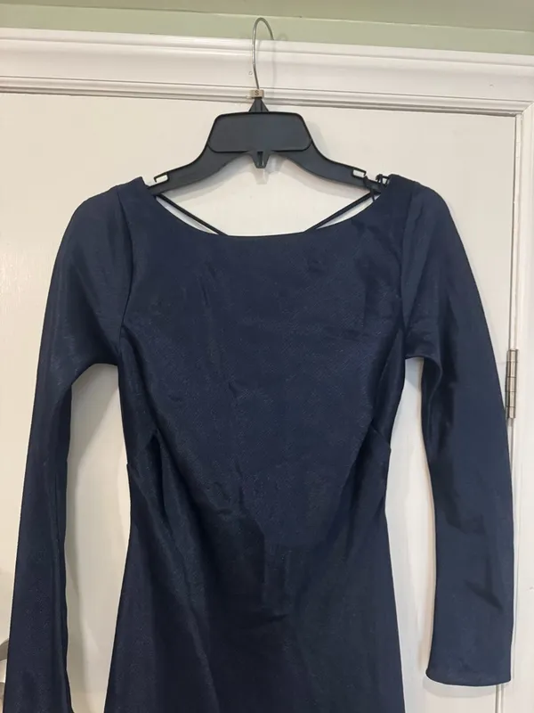 Abercrombie NWT Women's Long-Sleeve Cowl Back Maxi Dress - Image 8