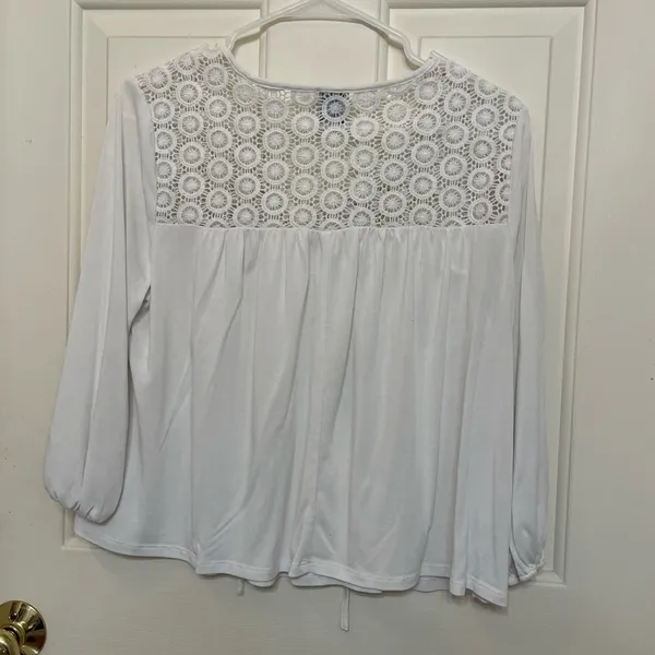 Blue Rain by Francesca’s White Blouse - Image 2