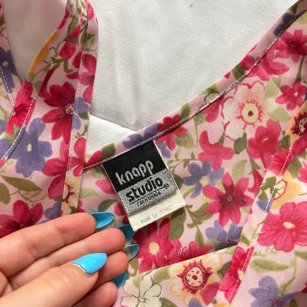 Vintage 90s Knapp Studio Mini Shift Dress Pink Floral Sleeveless V-Neck Whimsy - Image 2