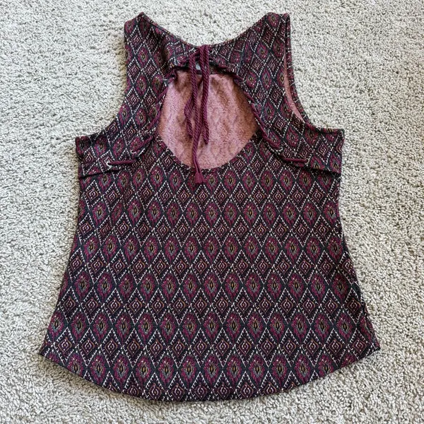 Free People Burgundy Black Patterned Tank With Open Back Detail Size Medium - Image 5