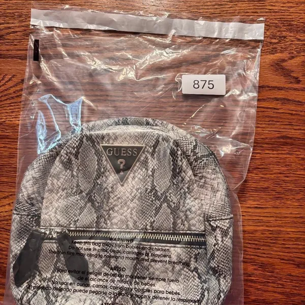 Guess Backpack Purse Grey Snakeskin design Small Chain‎ straps - Image 10