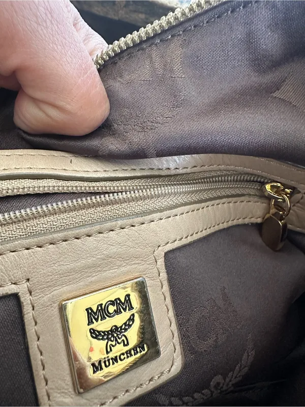 MCM Visetos Signature Beige HOBO Bag - Image 15