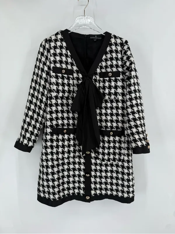POMANDER PLACE, Coco Tweed Bow Dress size medium NWOT - Image 2
