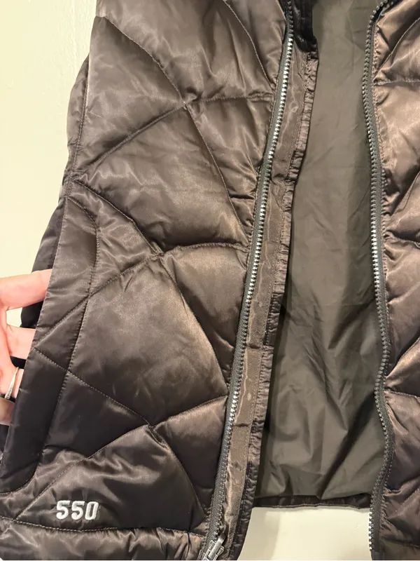 The North Face Women’s Brown 550 Down Vest Small size - Image 3