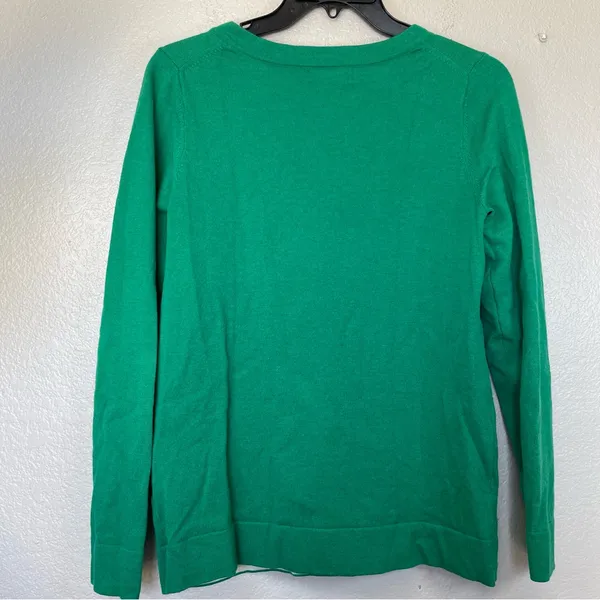Banana Republic Extra Fine merino Sweater SZ L - Image 2