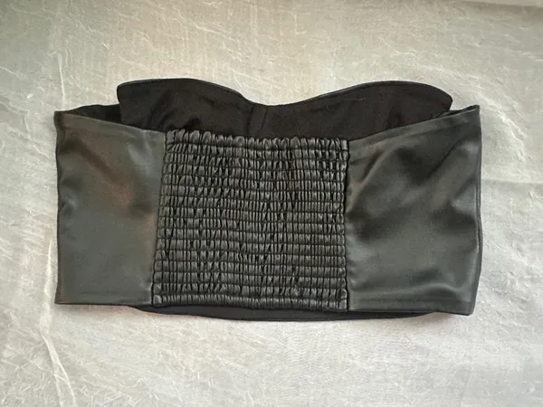 American Threads Billie Faux Leather Crop Top - Image 3