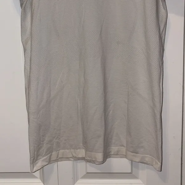 White lululemon swiftly - Image 4