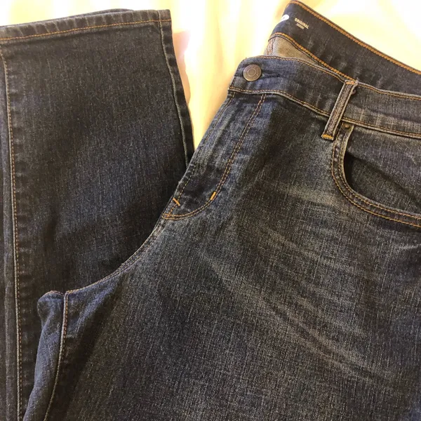 Old Navy skinny jeans. Size 16 short. Worn twice. - Image 5