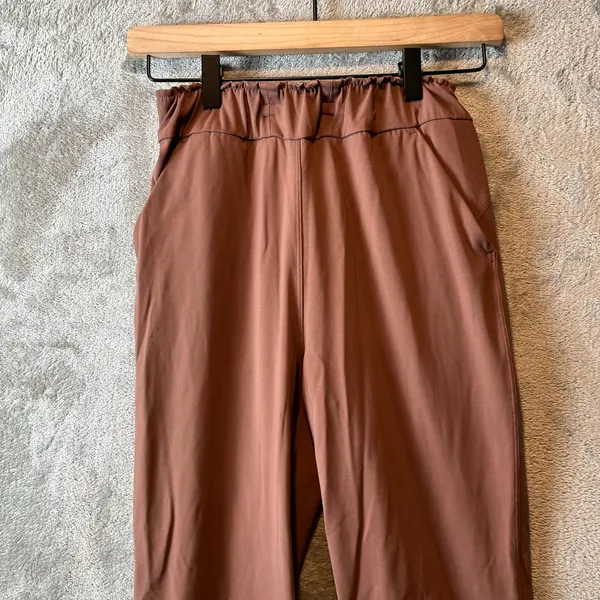 Lululemon Stretch High-Rise‎ Jogger *Full Length Dark Oxide Size 0 - Image 2