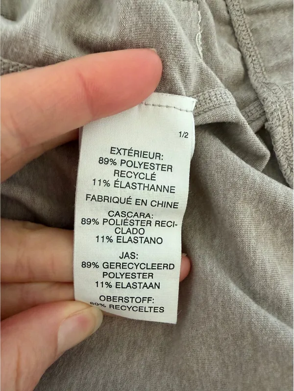 Vuori Halo Relaxed Half Zip Pullover Oyster Heather Size Medium Sporty Neutral - Image 4
