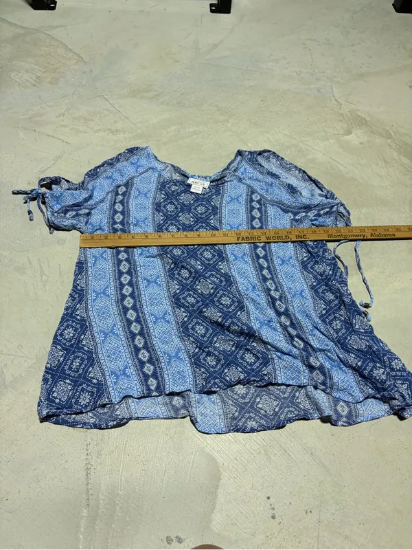 Ariat Blue Patterned Short Sleeve Top xl - Image 5