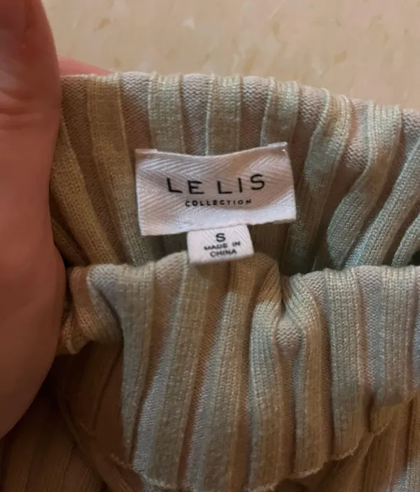Le lis Sweater - Small - Image 2