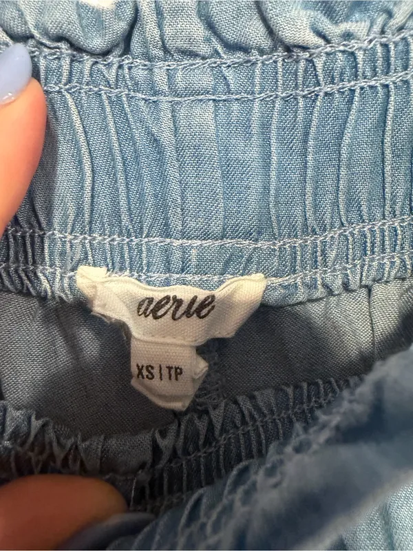 Light Blue Denim‎ looking Aerie Ruffle Hem Women's Shorts - Image 2