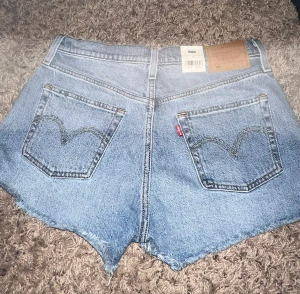 Levi’s 501 Shorts - Image 2