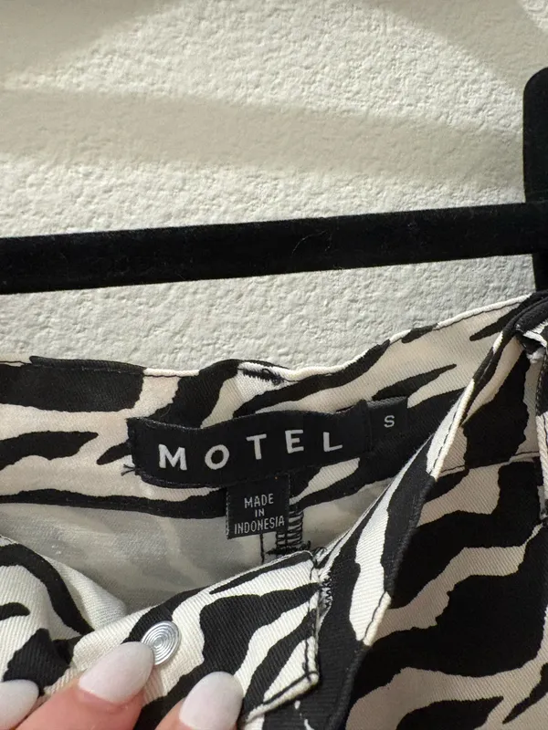 Motel Rocks zebra trousers - Image 3