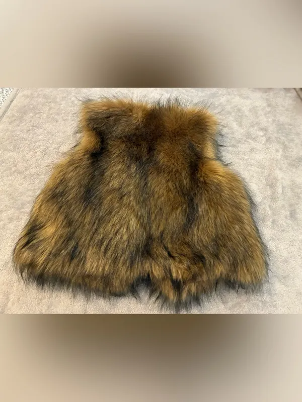 Women’s Forever 21 Faux Fur Vest in Brown - Stylish Layering Size Large - Image 6
