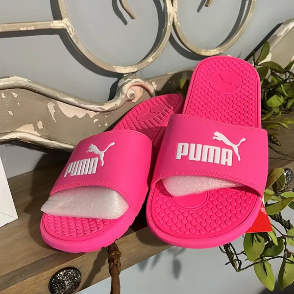 Puma Pink Slides Shower Shoes Sandals Beach Pool Womens 8 - Image 3