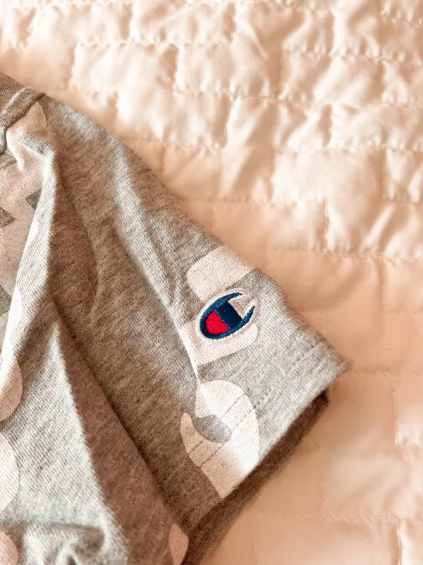 Champion All Over Script Heather Grey Cropped T-Shirt Size Medium - Image 3