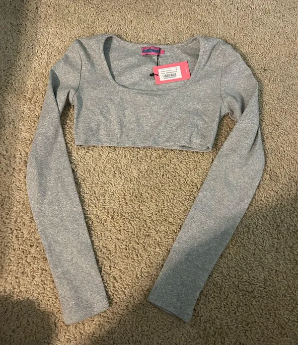 Long Sleeve Grey Edikted Cropped - Image 2