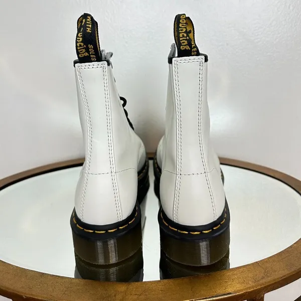 DR.Martens 1460 Lace Up Boots in White Smooth Leather US 8 - Image 8