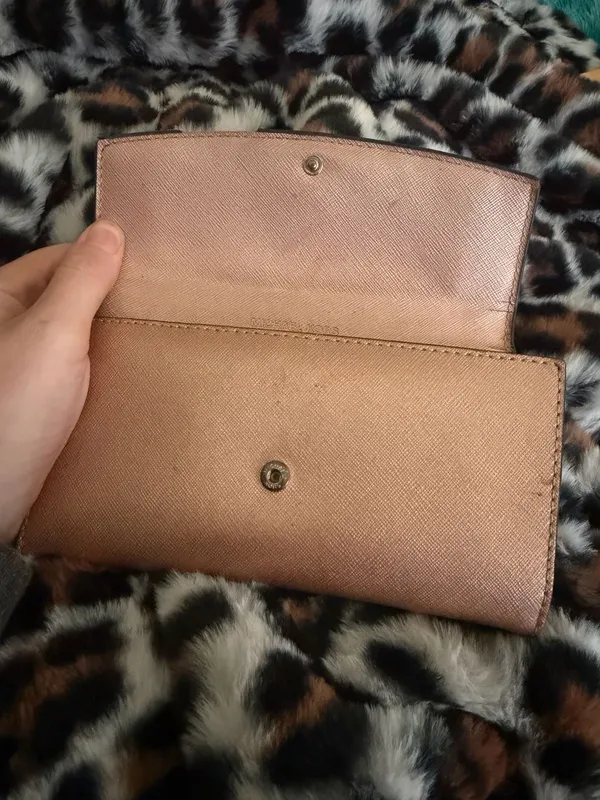 MK Rose Gold Wallet - Image 3
