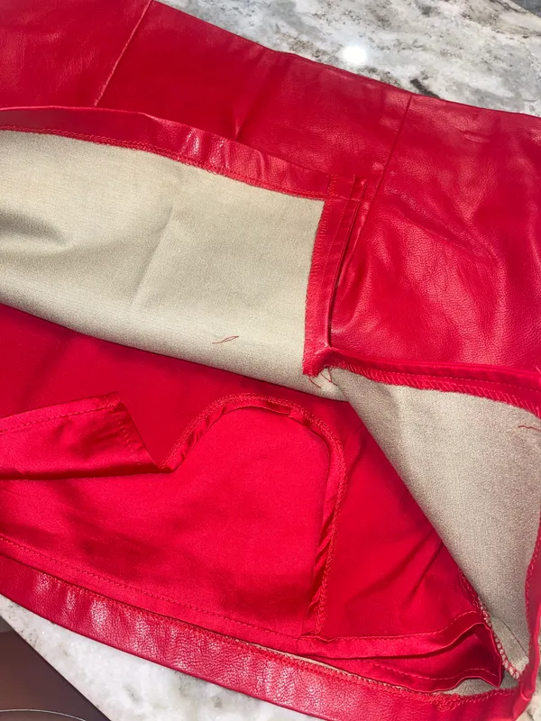 Olivacious Red Leather mini skirt Size L - Image 4
