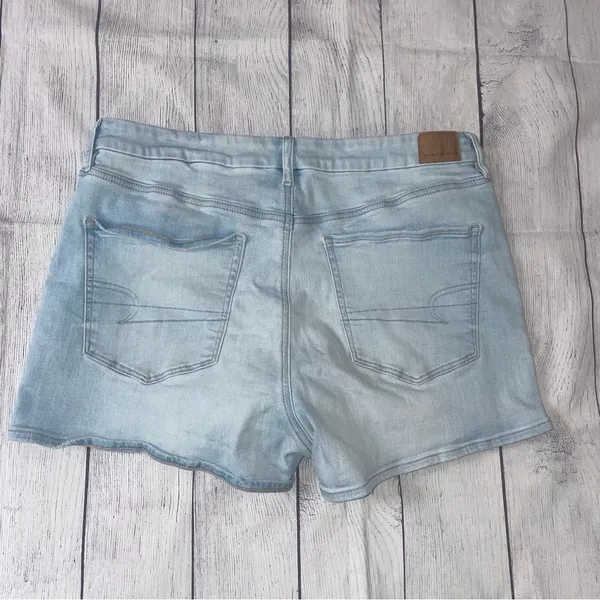 American Eagle Outfitters Curvy High Rise Shortie - Image 2