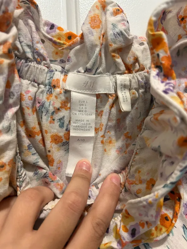 H&M Floral Mini Dress - Image 3