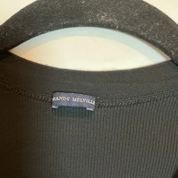 Brandy Melville Black Ribbed Cropped‎ Tank Top - Image 2