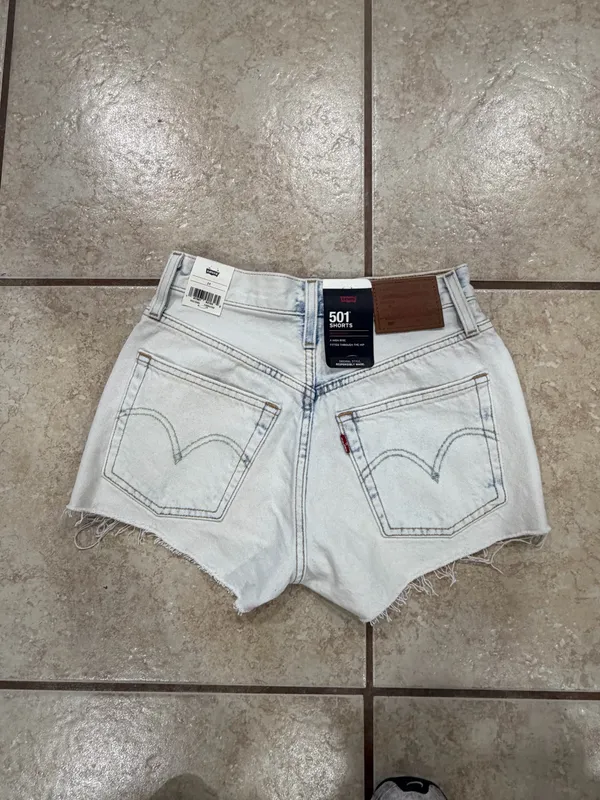 Levi’s Jean Shorts 501 - Image 3