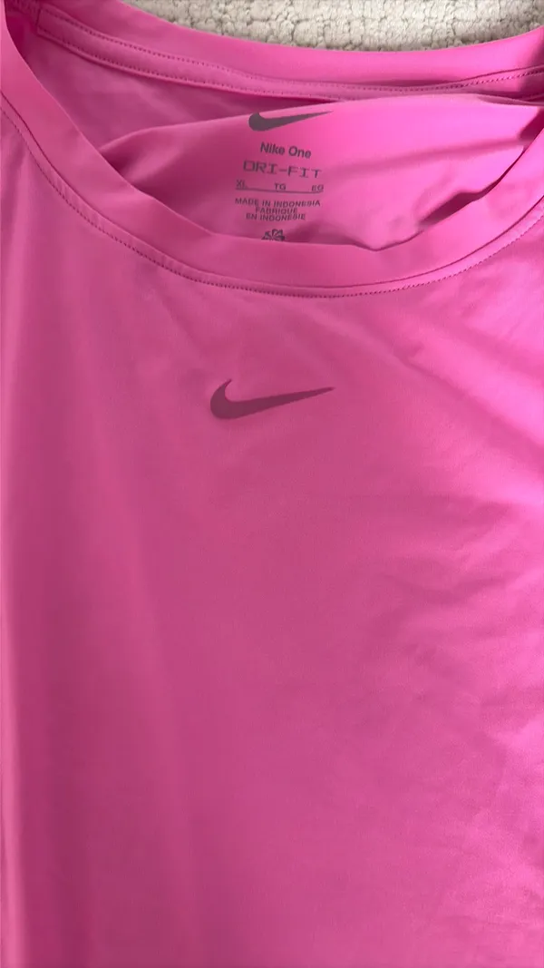 Nike Dri-Fit Shirt - Image 3