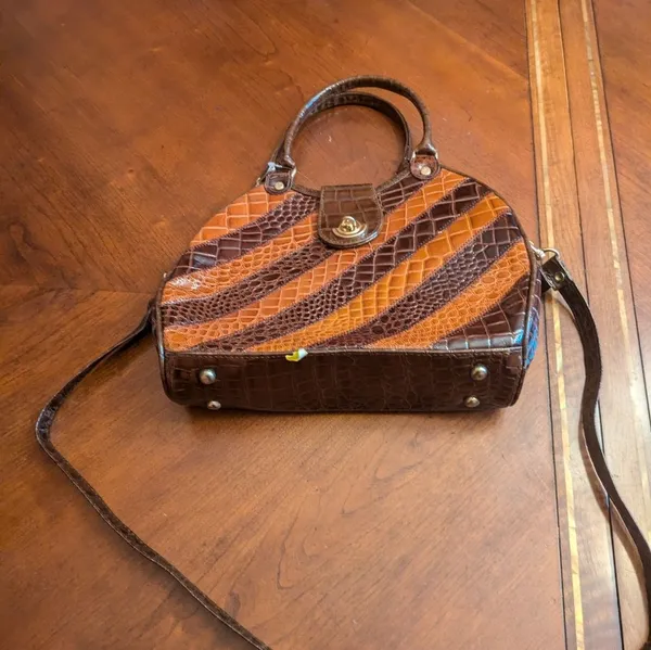 Renaissance Leather hand bag 👜 Brown - Image 2