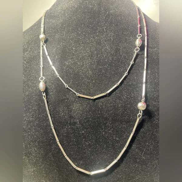 Vintage Silver Tone Long Chain Necklace 54” – Bar Link w/ Textured Beads - Image 4