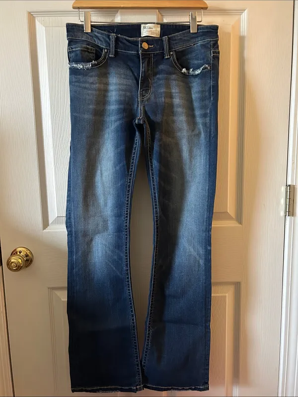 BKE‎ Payton Mid Rise Med/Dark Wash Bootcut Jeans Size 28/31.5” Inseam - Image 2