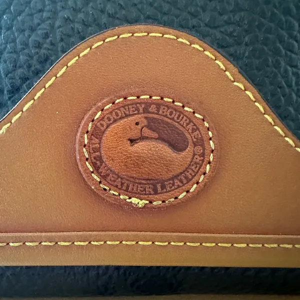 Vintage Dooney & Bourke Black & Brown Fold Over Leather Crossbody Shoulder Bag - Image 2