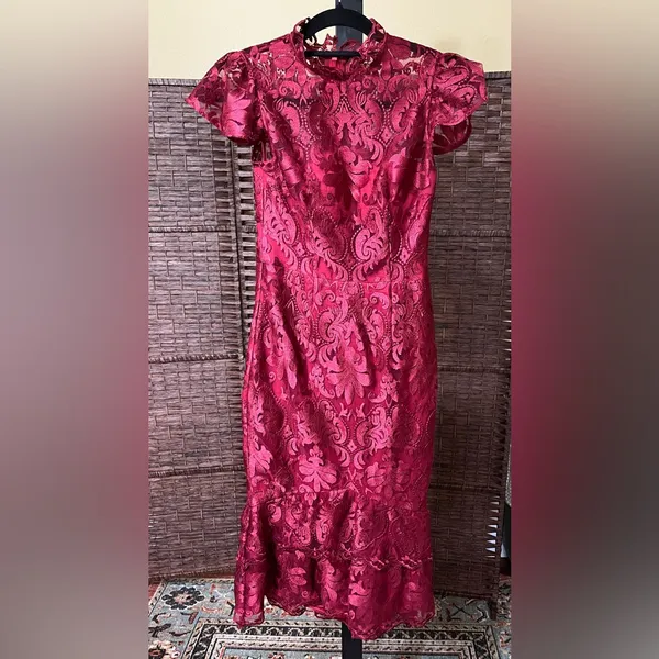 NWT Bariano Australia Red Jacquard Brocade Short Sleeve Gown – Size 4 - Image 2