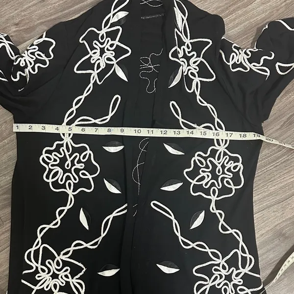 Lauren Michelle Black Embroidered Floral Cardigan – Boho Chic Elegance. - Image 9