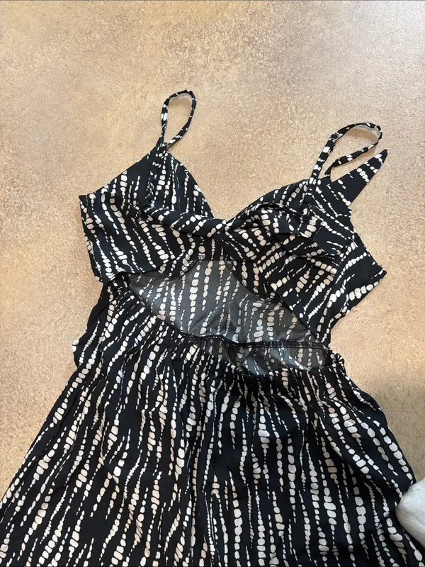 Black & White Printed Wide-Leg Jumpsuit - Image 2