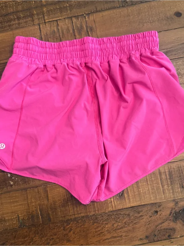 LULU🍋 Hotty Hot Shorts‎ - Image 3