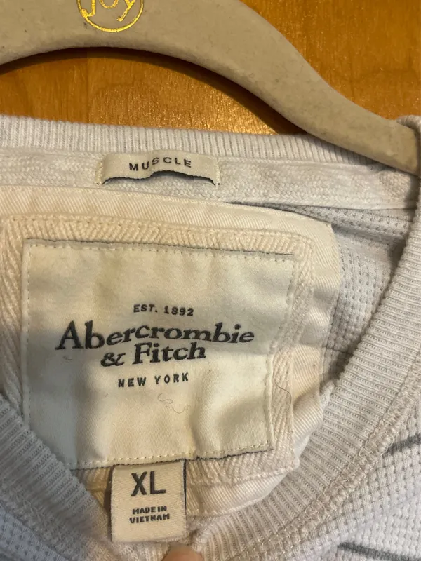 Vintage Men’s Abercrombie & Fitch Long Sleeve Muscle Thermal - Image 2