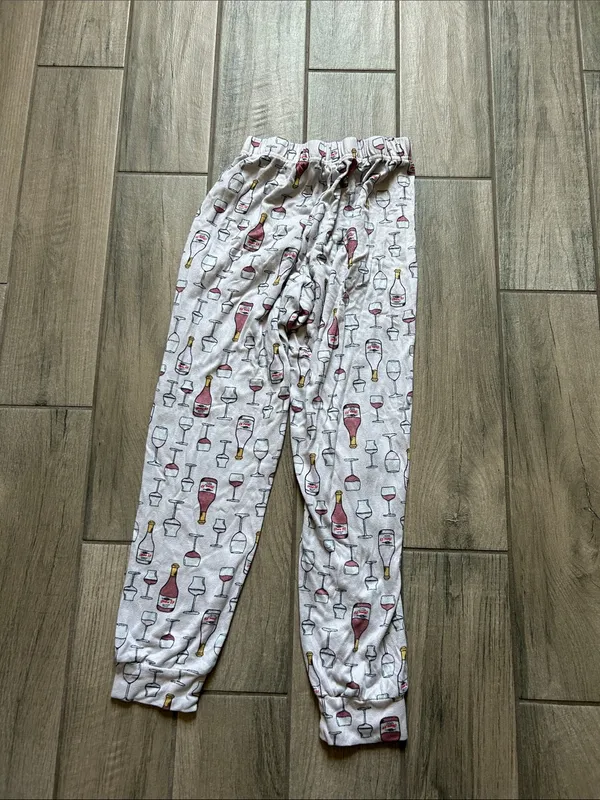 Women’s White Wine Bottle Print Lounge pants Size M - Image 3