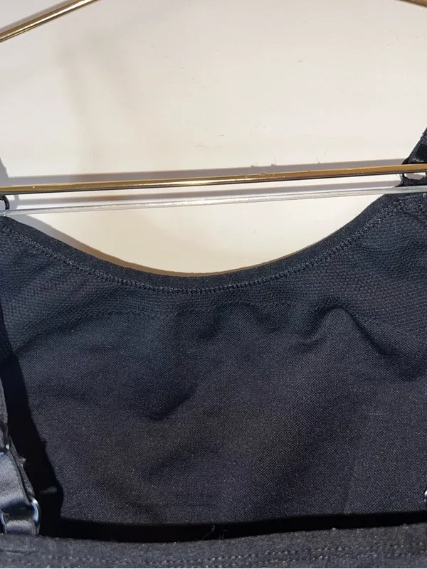 Gymshark‎ Black Seamless Sports Bra Adjustable Straps Logo Band - Image 6