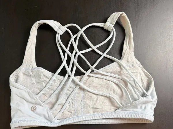 Lululemon Free To Be Bra Wild with a strappy back design Very Light Blue Size 2 - Image 3