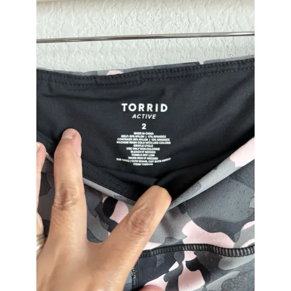Torrid‎ Athletic Camo Pink Grey Cropped Mesh Legging Women's Size 2X Gym Stretch - Image 5