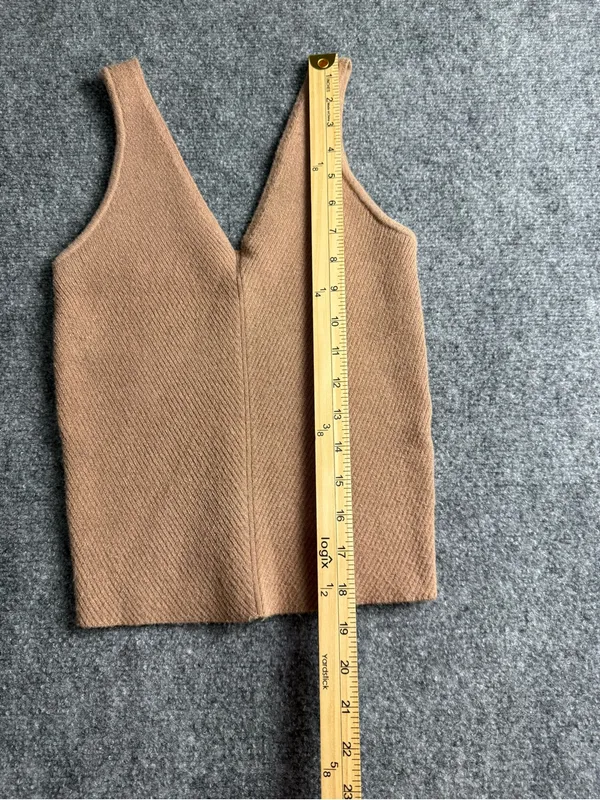 Abercrombie & Fitch Woman Small sweater V-neck subtle ribbed Tank - Image 2